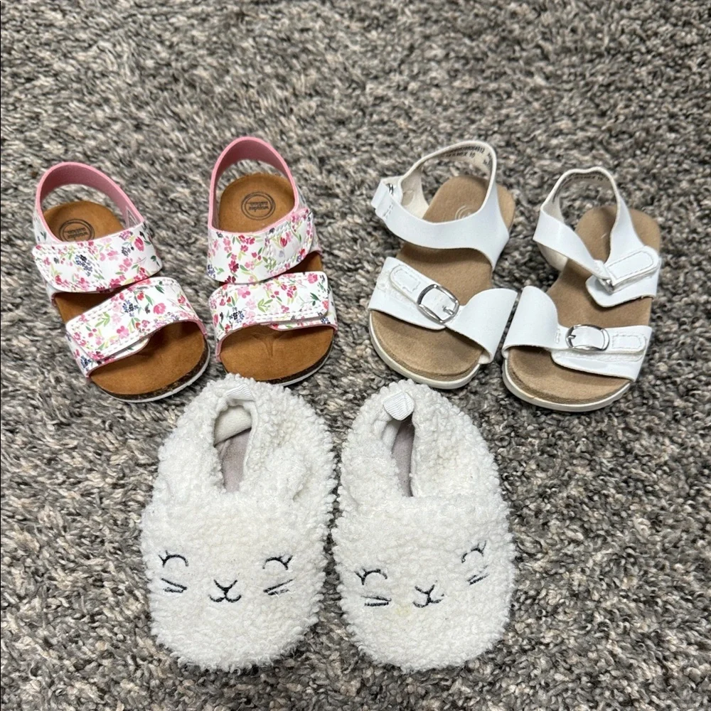 White and Floral Kids Sandals baby size 3